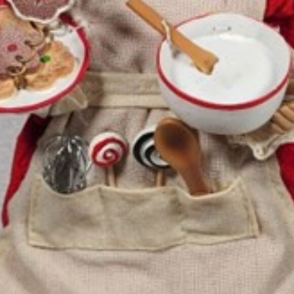 Vintage Mrs. Claus baking cookies - Picture 3 of 4